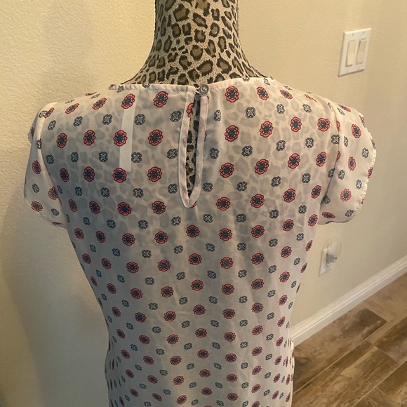 Ladies Printed Blouse - Picture 3 of 8